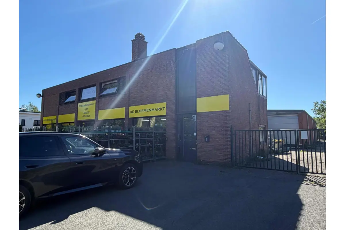 Handelszaak te  koop in Puurs 2870 1700000.00€  slaapkamers 1838.00m² - Zoekertje 778106
