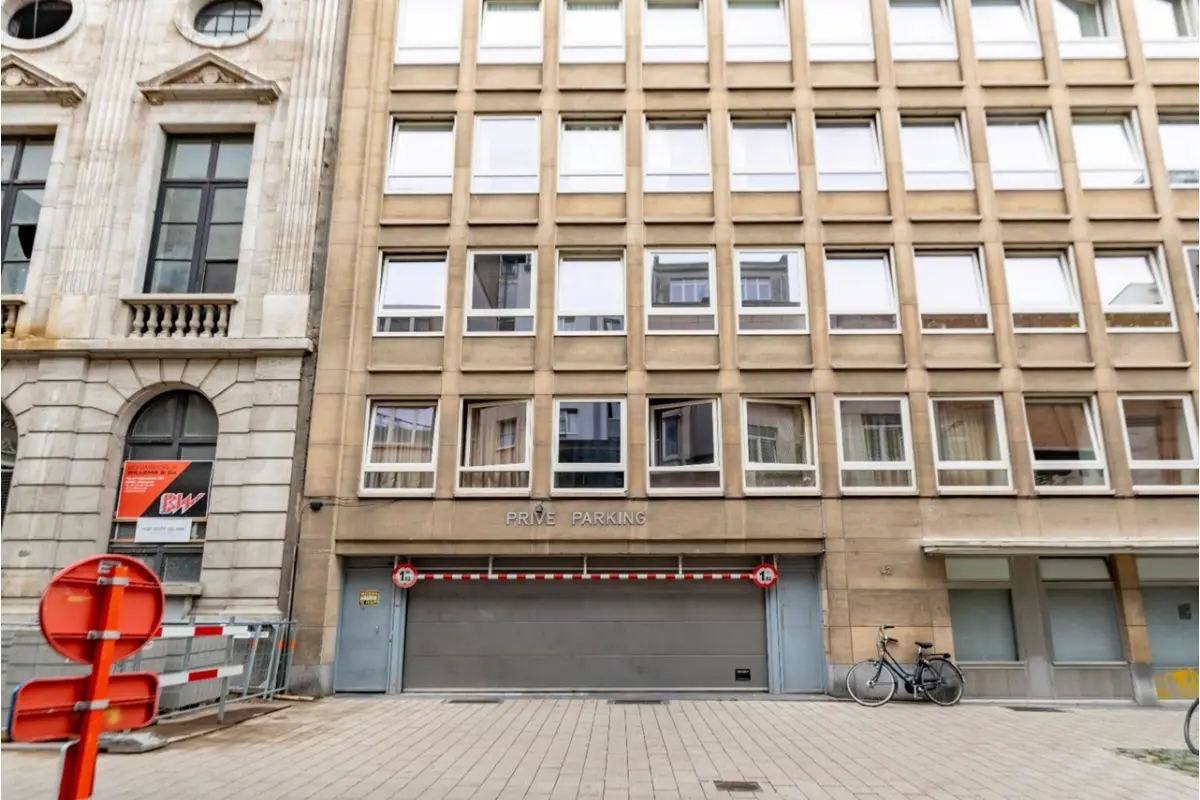 Parking te  koop in Antwerpen 2000 38500.00€  slaapkamers m² - Zoekertje 778415
