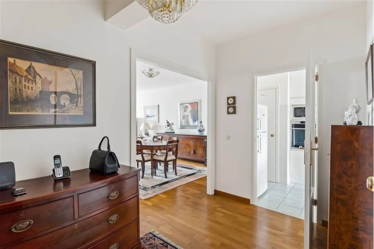 Appartement te  koop in Wilrijk 2610 280000.00€ 2 slaapkamers 86.00m² - Zoekertje 778698