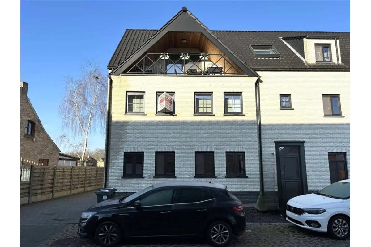 Appartement te  huur in Veerle 2431 900.00€ 2 slaapkamers 98.00m² - Zoekertje 778928