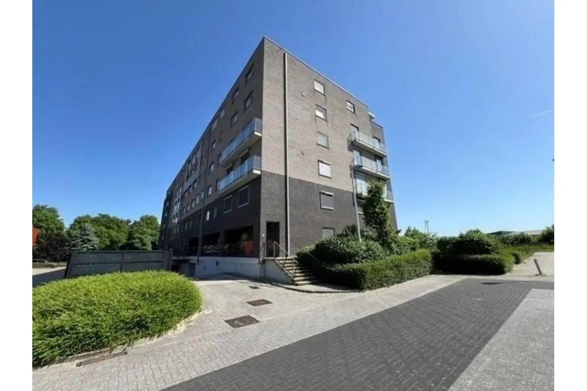 Appartement te  koop in Boom 2850 269000.00€ 1 slaapkamers 76.00m² - Zoekertje 779359