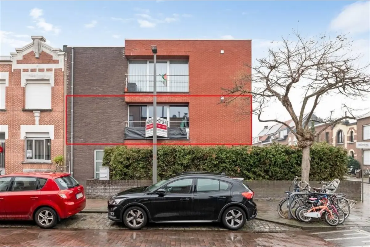 Appartement te  koop in Wilrijk 2610 209000.00€ 1 slaapkamers 65.00m² - Zoekertje 779813