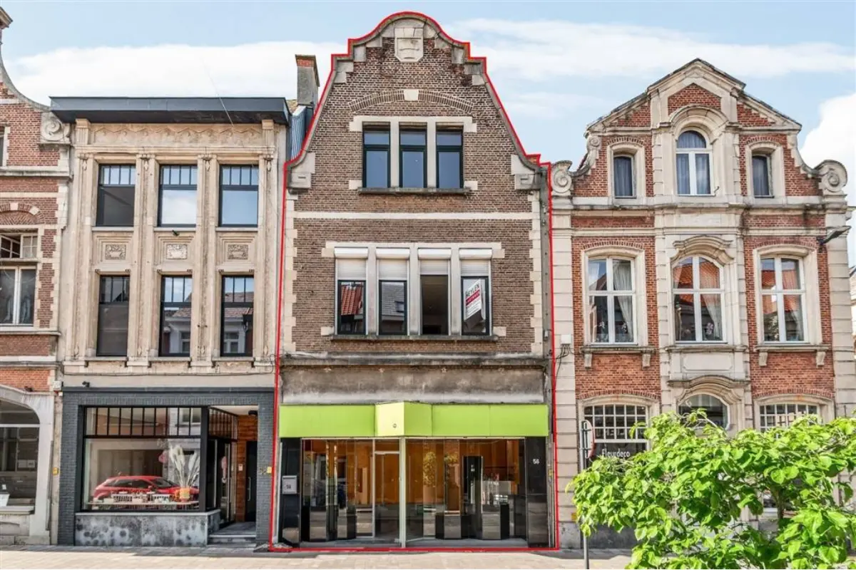 Appartementsgebouw te  koop in Lier 2500 399000.00€ 6 slaapkamers 202.00m² - Zoekertje 781636
