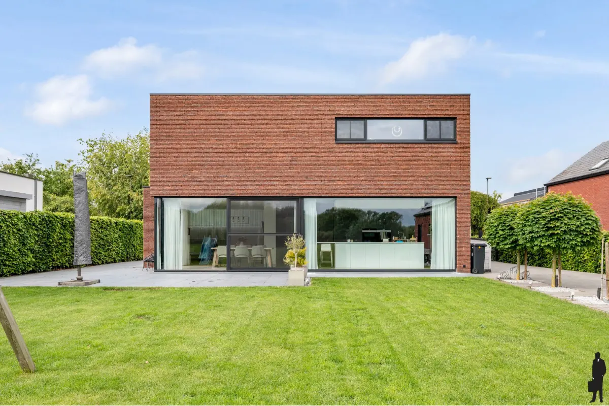 Huis te  huur in Muizen 2812 1950.00€ 3 slaapkamers 236.00m² - Zoekertje 782249