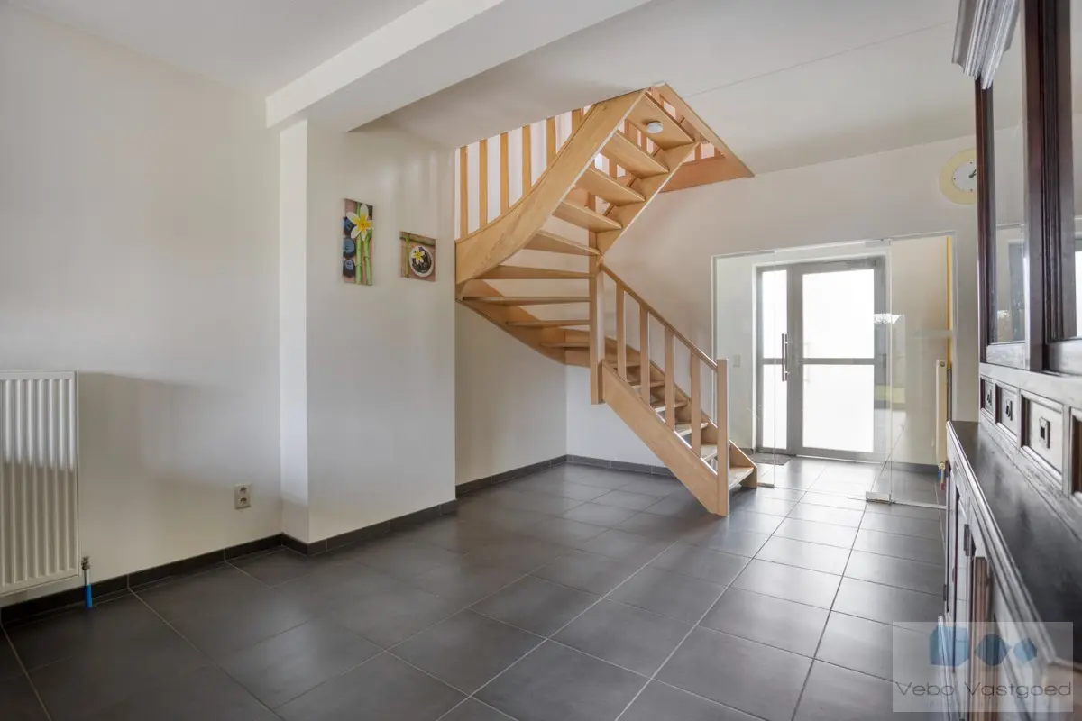 Huis te  koop in Heist-op-den-Berg 2220 349000.00€ 4 slaapkamers 181.00m² - Zoekertje 782997