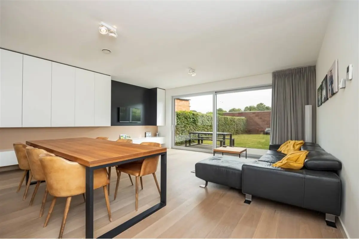 Huis te  koop in Aartselaar 2630 585000.00€ 4 slaapkamers 180.00m² - Zoekertje 784935