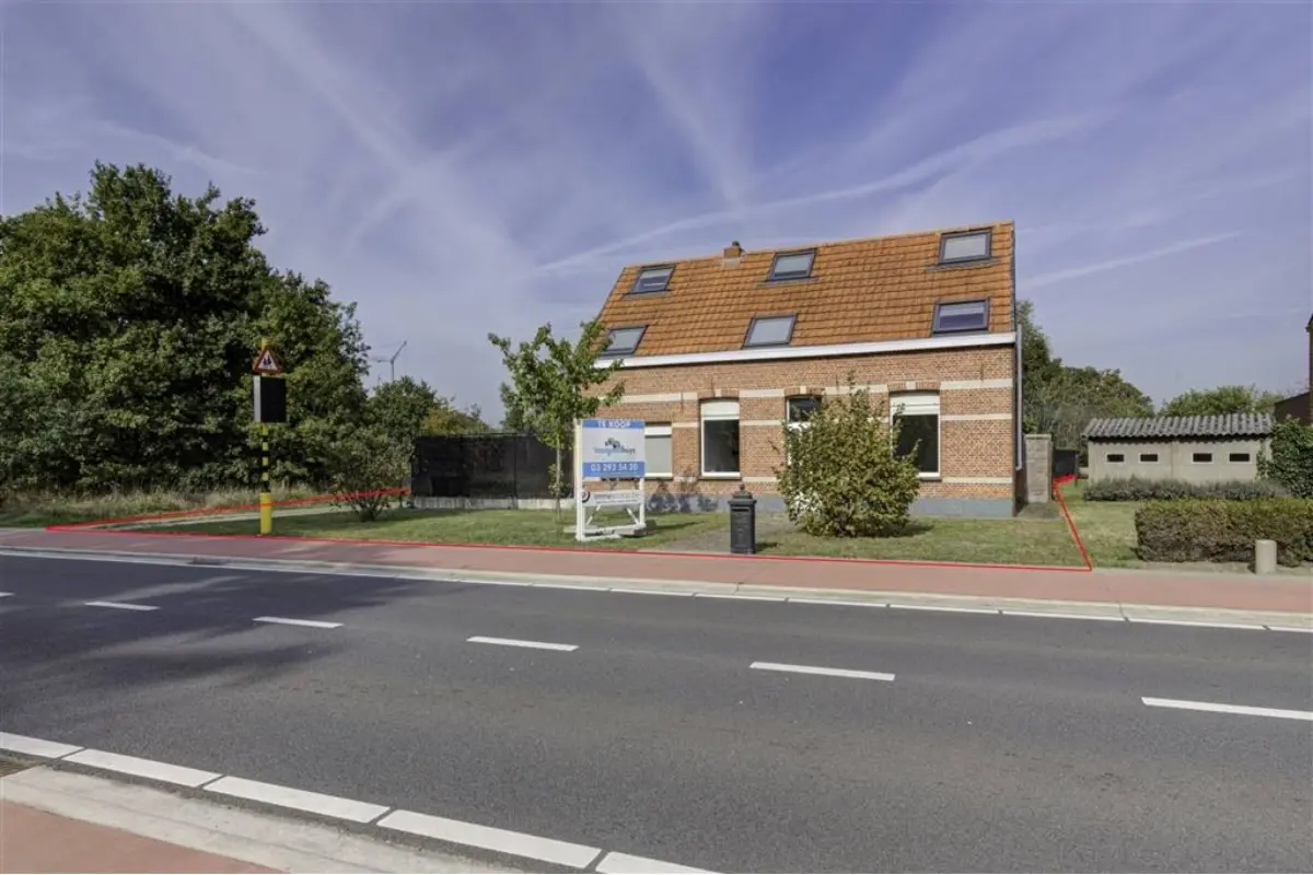 Huis te  koop in Nijlen 2560 445000.00€ 5 slaapkamers 208.00m² - Zoekertje 786219