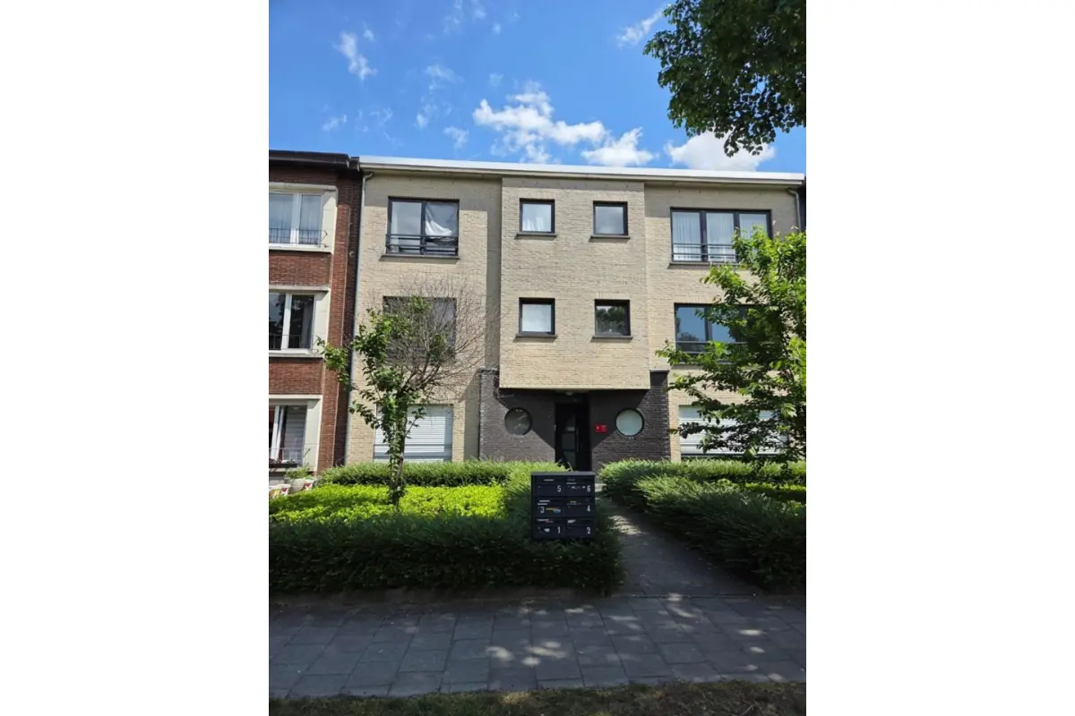 Appartement te  huur in Wilrijk 2610 895.00€ 2 slaapkamers m² - Zoekertje 786827