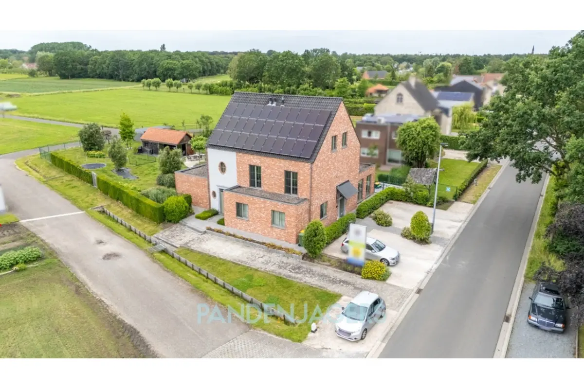 Villa te  koop in Duffel 2570 1149000.00€ 6 slaapkamers 515.00m² - Zoekertje 786763