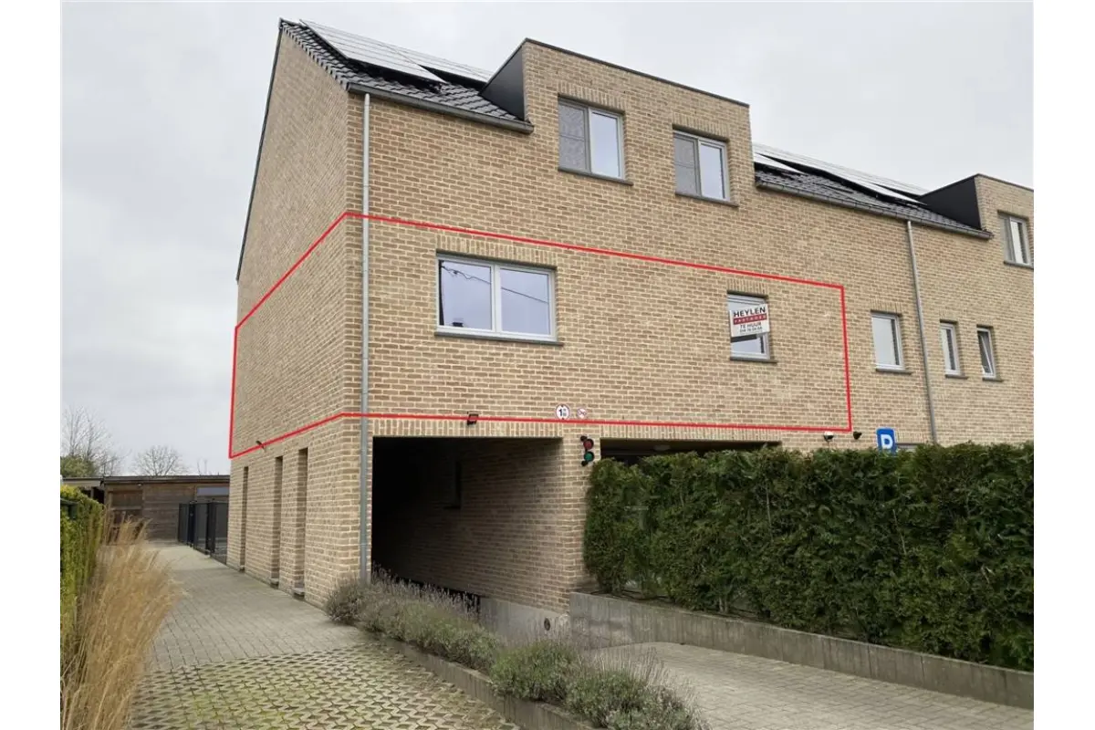 Appartement te  huur in Geel 2440 900.00€ 2 slaapkamers 93.00m² - Zoekertje 786809