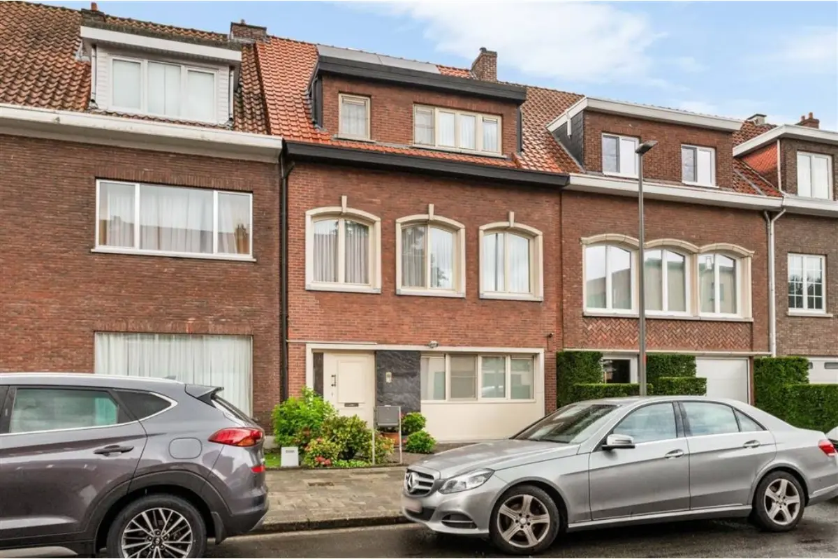 Huis te  koop in Ekeren 2180 485000.00€ 5 slaapkamers 182.00m² - Zoekertje 787122