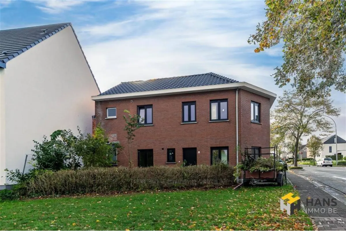 Huis te  koop in Bornem 2880 455000.00€ 6 slaapkamers 248.00m² - Zoekertje 787078