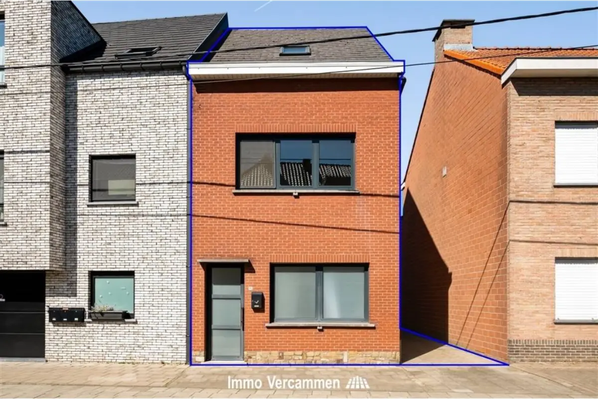 Huis te  koop in Sint-Katelijne-Waver 2860 395000.00€ 4 slaapkamers 123.00m² - Zoekertje 787592
