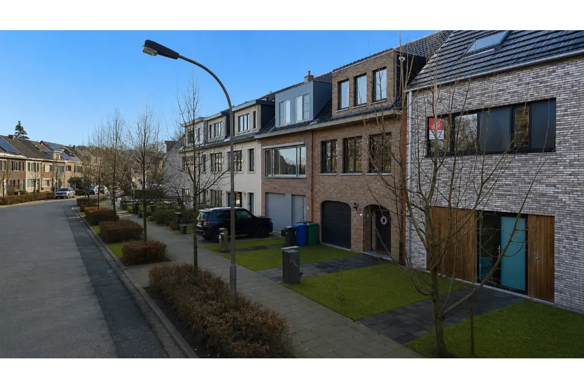 Huis te  koop in Brasschaat 2930 521345.00€ 4 slaapkamers 181.00m² - Zoekertje 787861