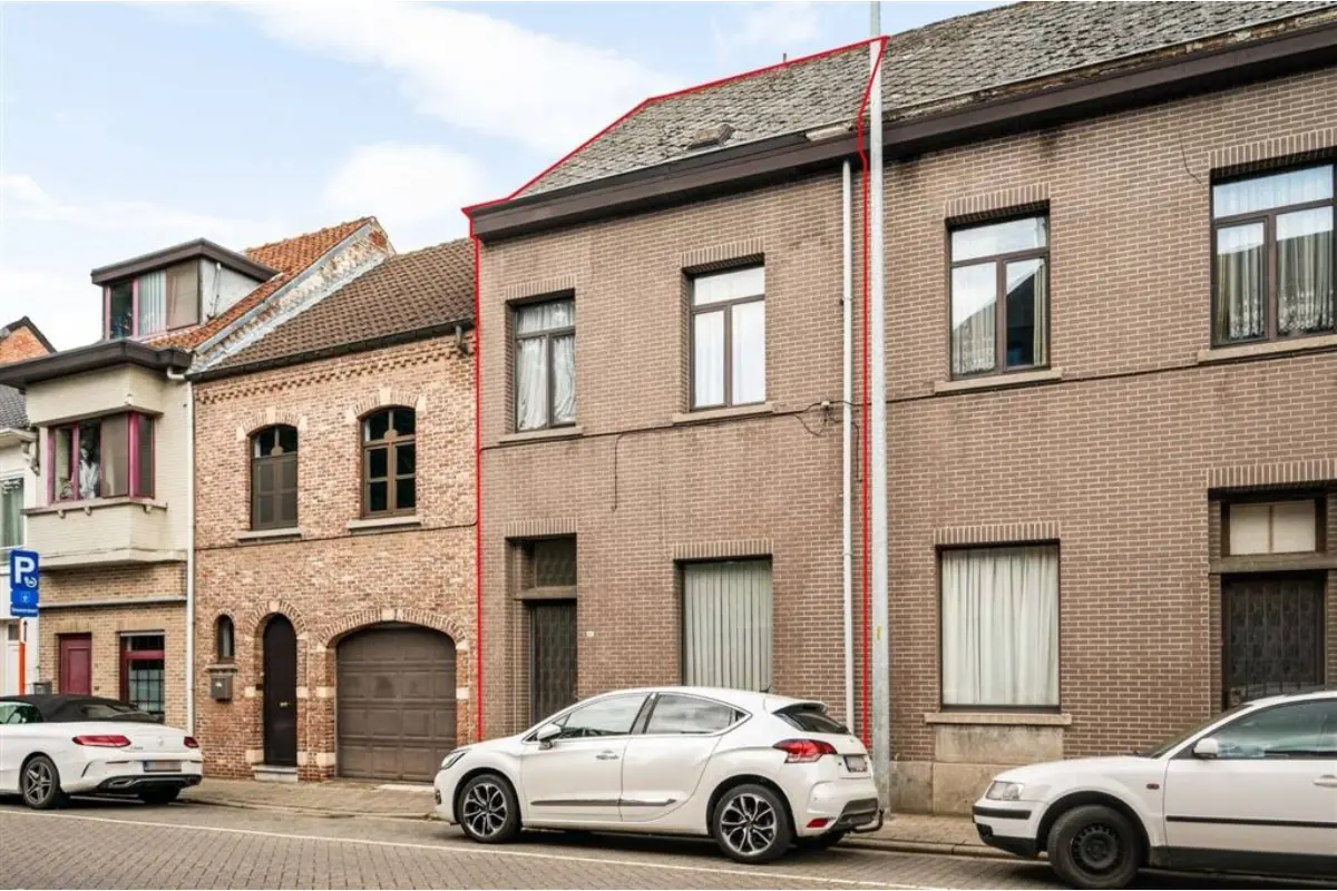 Huis te  koop in Herentals 2200 195000.00€ 3 slaapkamers 156.00m² - Zoekertje 788462