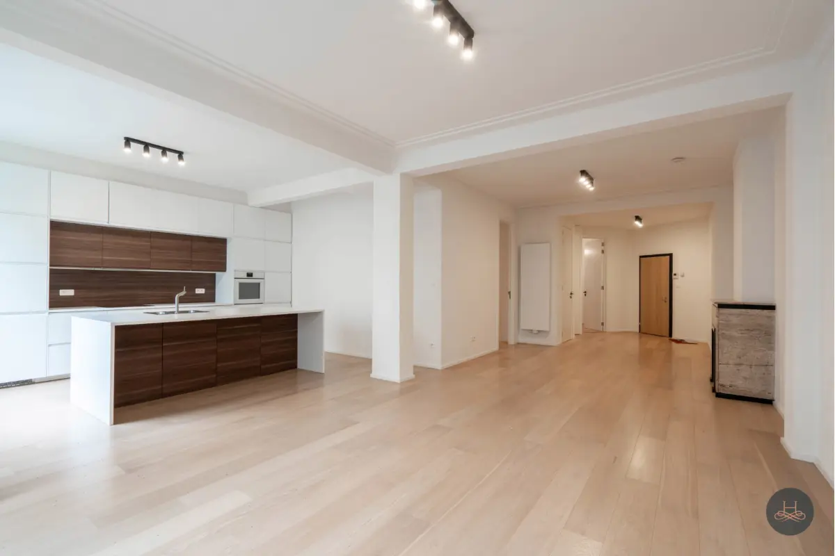 Appartement te  huur in Antwerpen 2000 1250.00€ 2 slaapkamers 112.00m² - Zoekertje 788047