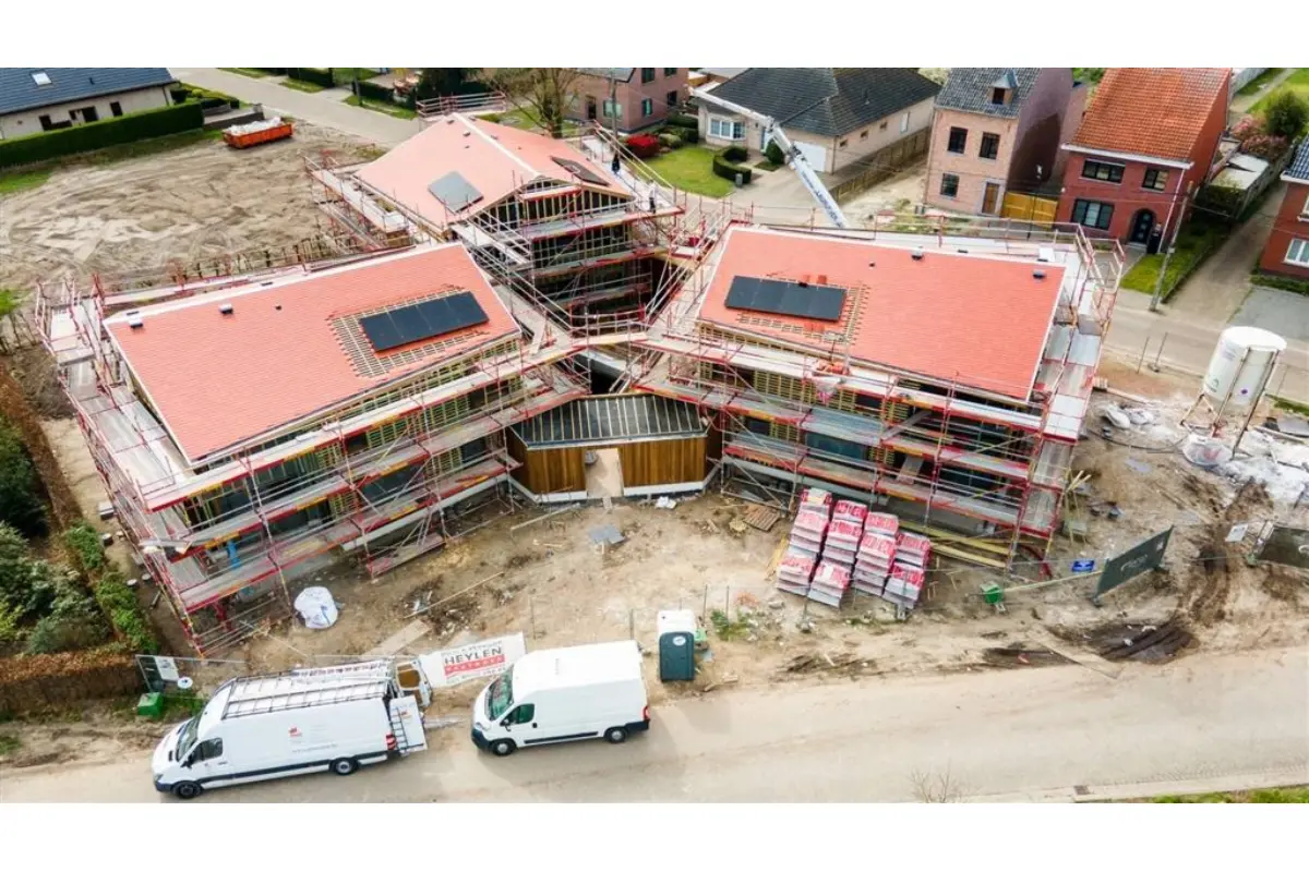 Huis te  koop in Vlimmeren 2340 457104.00€ 3 slaapkamers 153.00m² - Zoekertje 788452