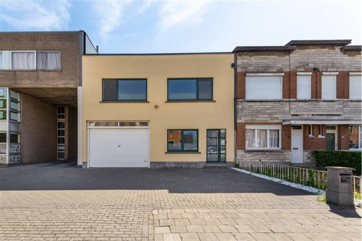 Handelszaak te  koop in Lier 2500 749000.00€ 3 slaapkamers 230.00m² - Zoekertje 789441