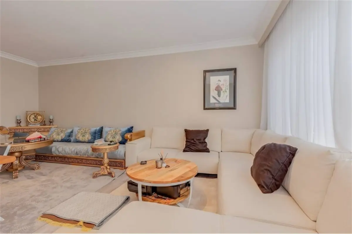 Appartement te  koop in Mortsel 2640 219000.00€ 2 slaapkamers 80.00m² - Zoekertje 789461