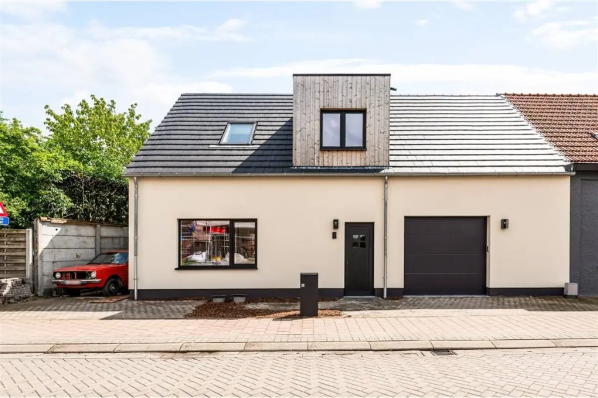 Huis te  koop in Malle 2390 549900.00€ 3 slaapkamers 180.00m² - Zoekertje 791137
