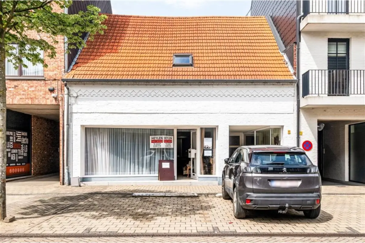 Huis te  koop in Beerse 2340 375000.00€ 3 slaapkamers 448.00m² - Zoekertje 791138