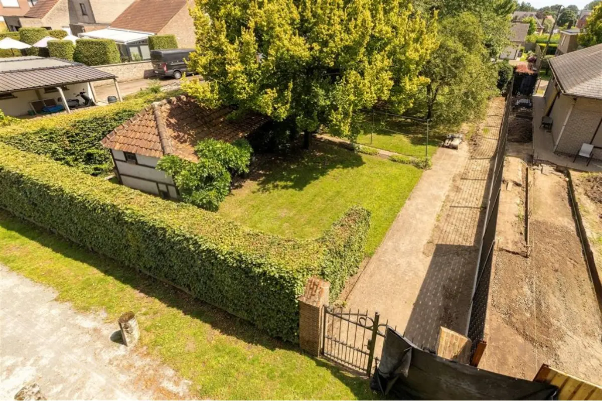 Grond te  koop in Noorderwijk 2200 178000.00€  slaapkamers m² - Zoekertje 790403