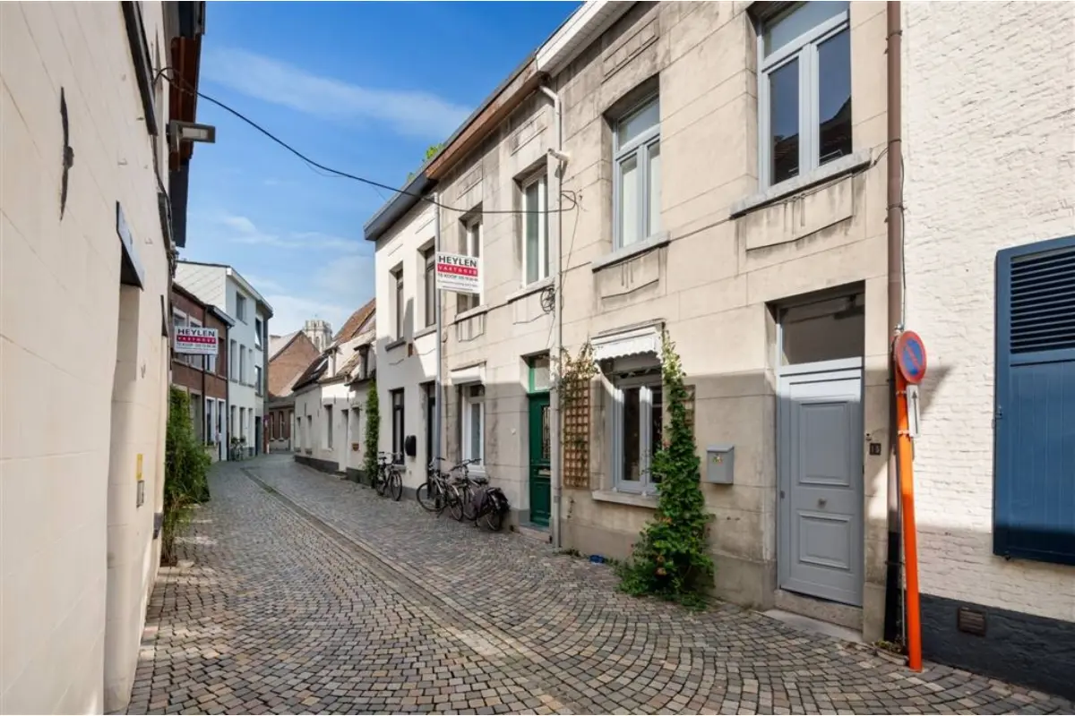 Huis te  koop in Mechelen 2800 249000.00€ 2 slaapkamers 86.00m² - Zoekertje 791033