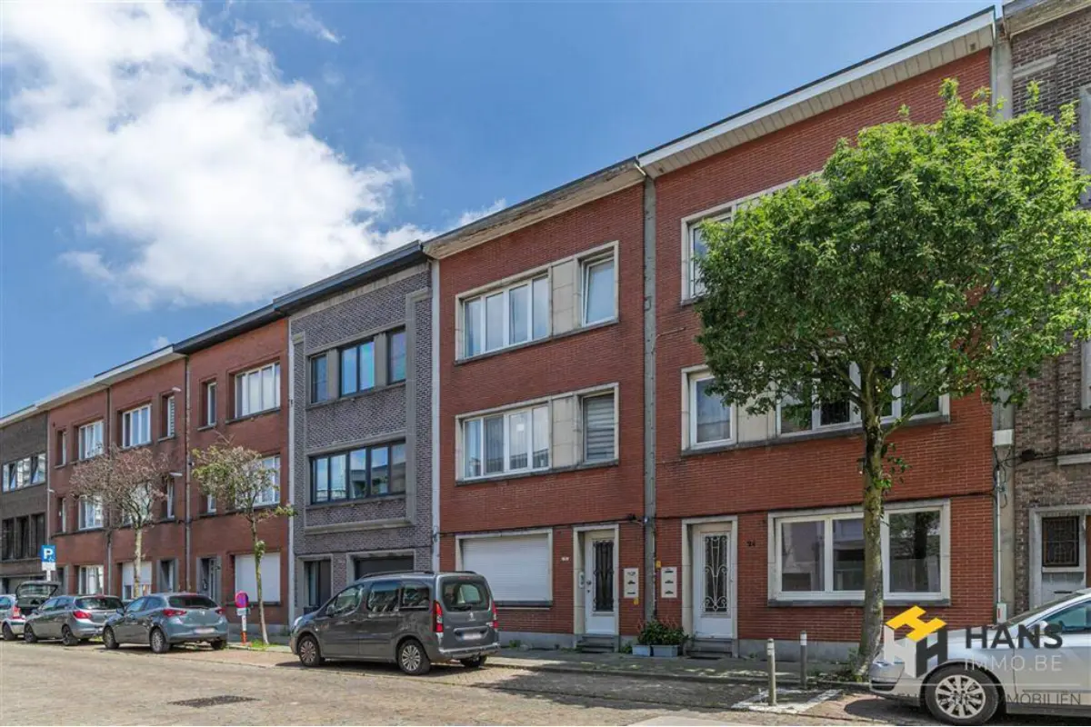 Appartement te  koop in Borgerhout 2140 265000.00€ 3 slaapkamers 85.00m² - Zoekertje 790698