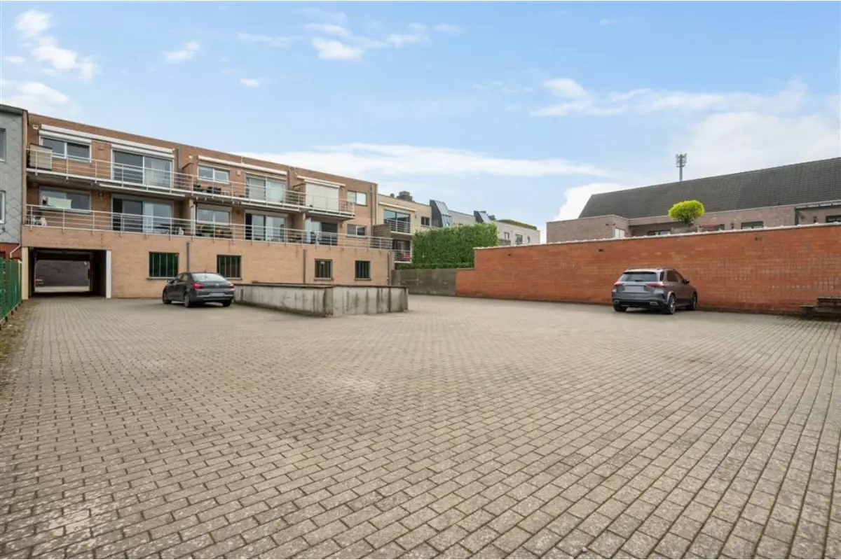 Parking te  koop in Sint-Katelijne-Waver 2860 15000.00€  slaapkamers m² - Zoekertje 790961