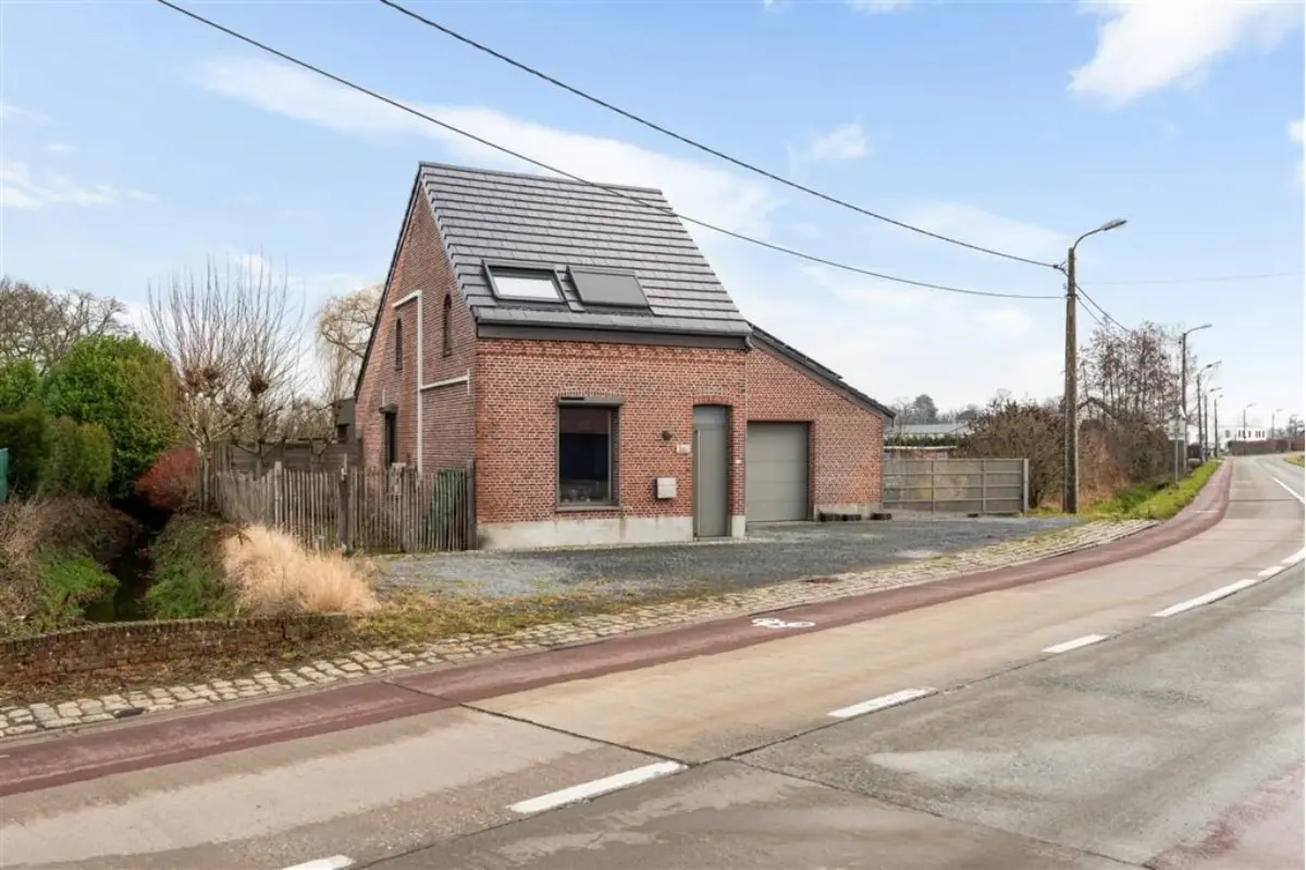 Huis te  koop in Sint-Katelijne-Waver 2860 595000.00€ 4 slaapkamers 255.00m² - Zoekertje 790941