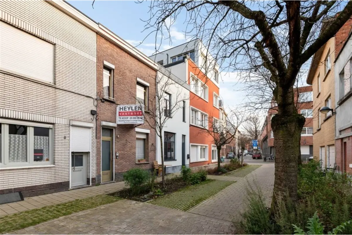 Huis te  koop in Antwerpen 2060 185000.00€ 1 slaapkamers 68.00m² - Zoekertje 790336
