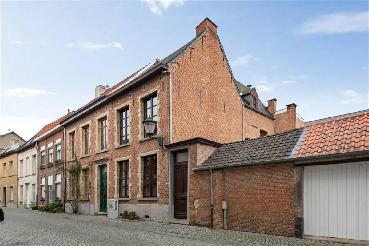 Huis te  koop in Mechelen 2800 470000.00€ 3 slaapkamers 153.00m² - Zoekertje 790960