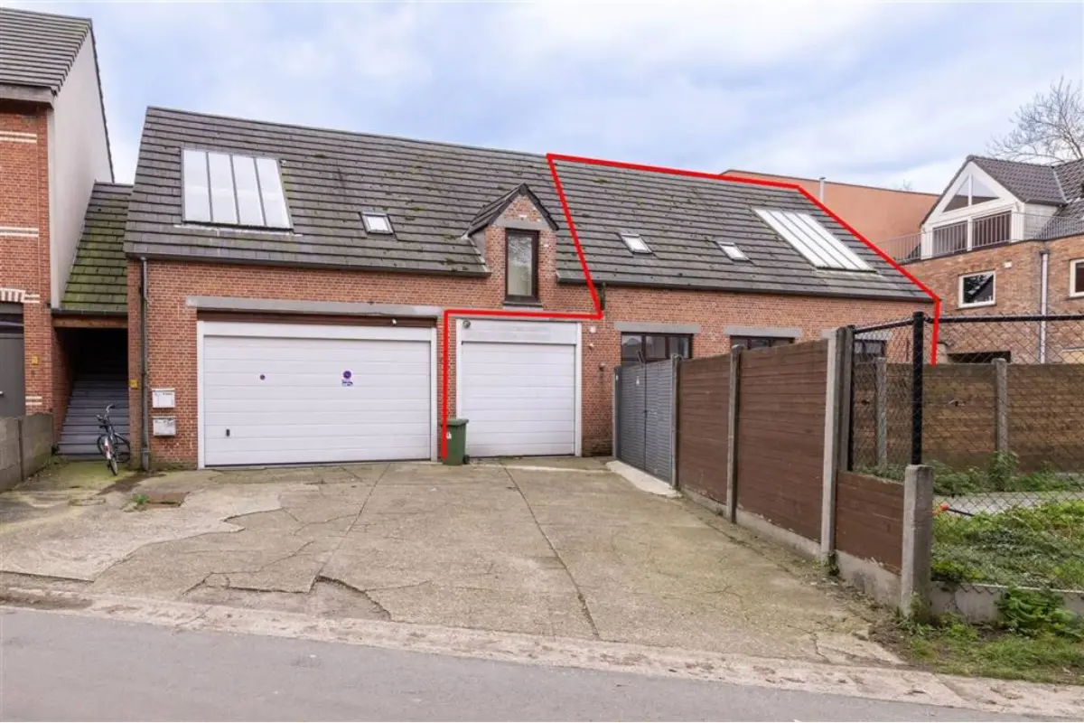 Appartement te  koop in Malle 2390 299900.00€ 2 slaapkamers 182.00m² - Zoekertje 791117