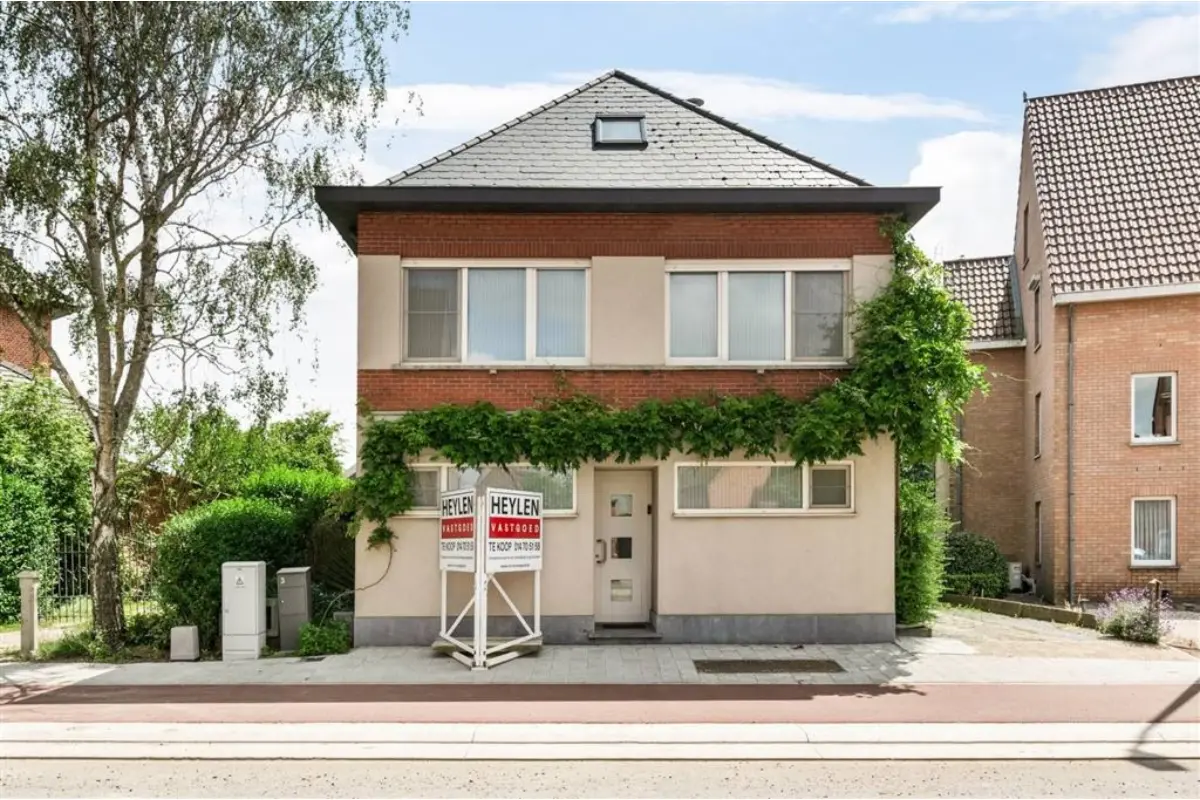 Huis te  koop in Herentals 2200 365000.00€ 4 slaapkamers 217.00m² - Zoekertje 791154
