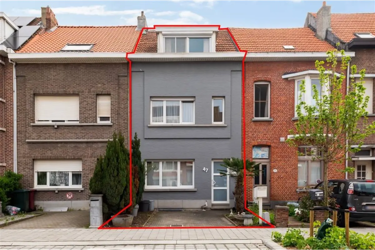 Huis te  koop in Schoten 2900 385000.00€ 3 slaapkamers 194.00m² - Zoekertje 791693
