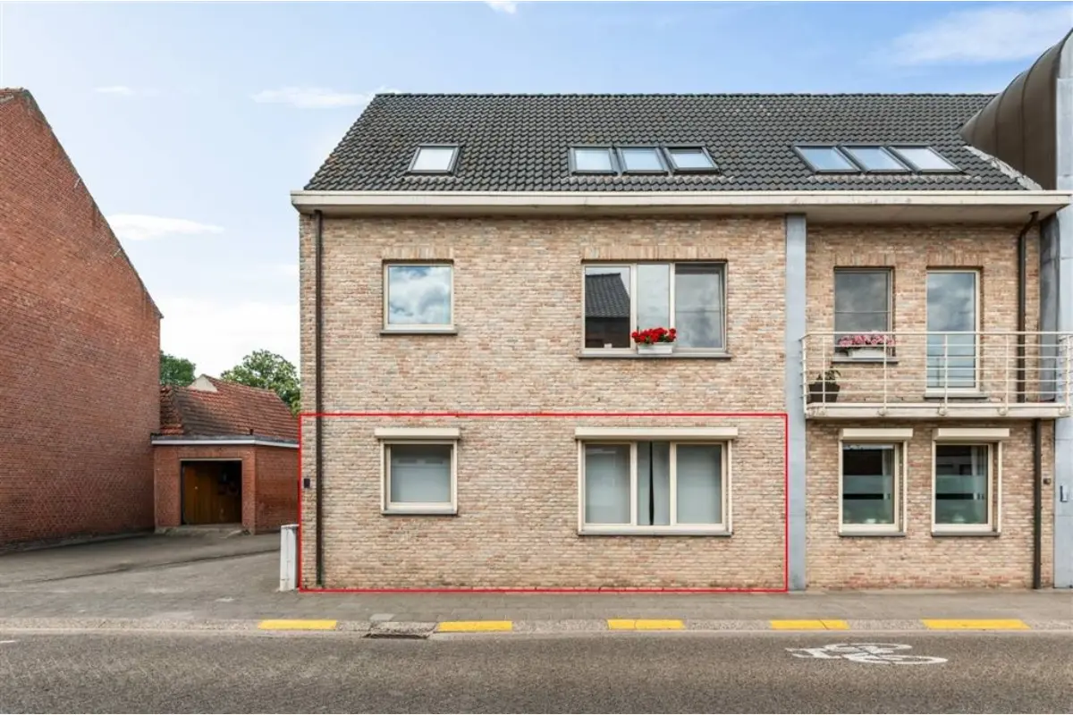 Appartement te  koop in Tielen 2460 289000.00€ 2 slaapkamers 108.00m² - Zoekertje 791963