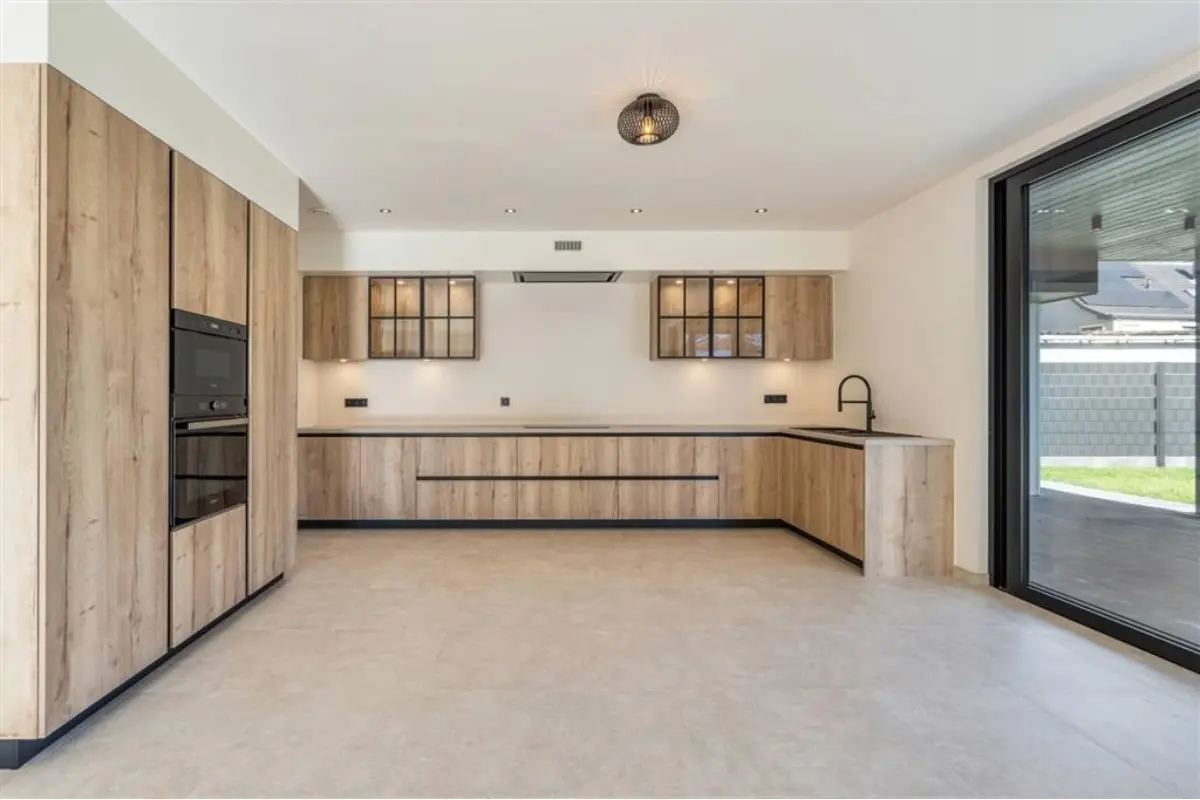 Huis te  koop in Balen 2490 535250.00€ 2 slaapkamers 123.00m² - Zoekertje 792293