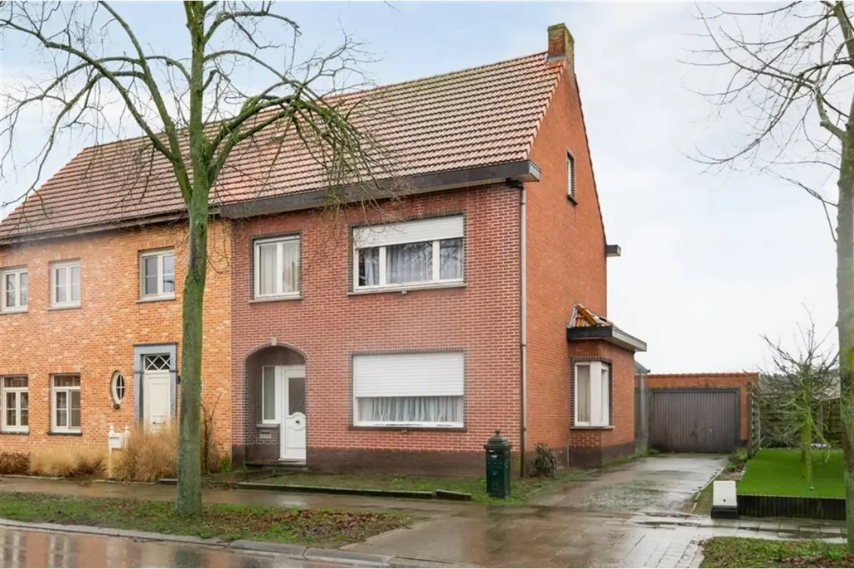 Huis te  koop in Dessel 2480 245000.00€ 3 slaapkamers 144.00m² - Zoekertje 791861