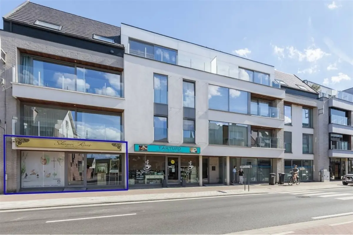 Handelszaak te  koop in Putte 2580 299000.00€  slaapkamers 126.00m² - Zoekertje 792224