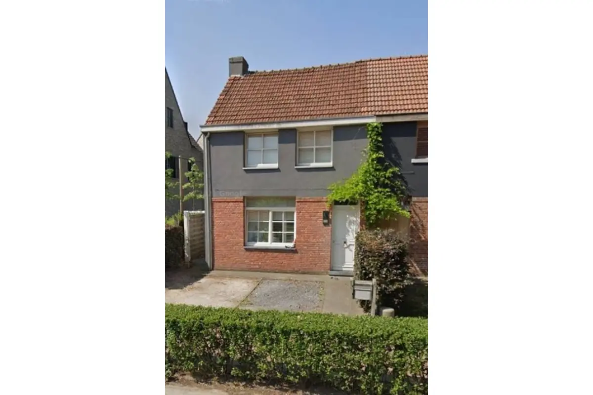 Huis te  huur in Malle 2390 1200.00€ 3 slaapkamers m² - Zoekertje 791947