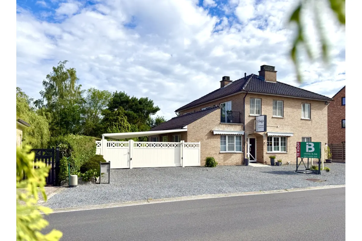 Huis te  koop in Balen 2490 599000.00€ 4 slaapkamers 500.00m² - Zoekertje 792085