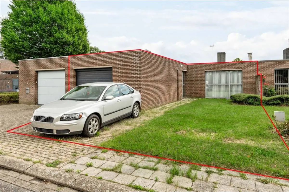 Huis te  koop in Turnhout 2300 249000.00€ 3 slaapkamers 137.00m² - Zoekertje 791918