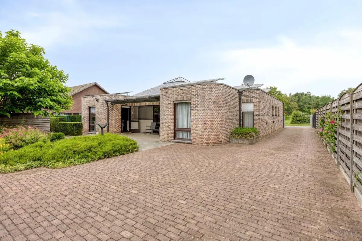 Huis te  koop in Meerhout 2450 458000.00€ 3 slaapkamers 156.00m² - Zoekertje 792219