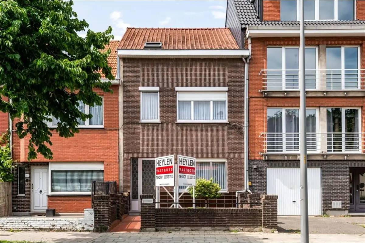 Huis te  koop in Ekeren 2180 299000.00€ 3 slaapkamers 142.00m² - Zoekertje 791696