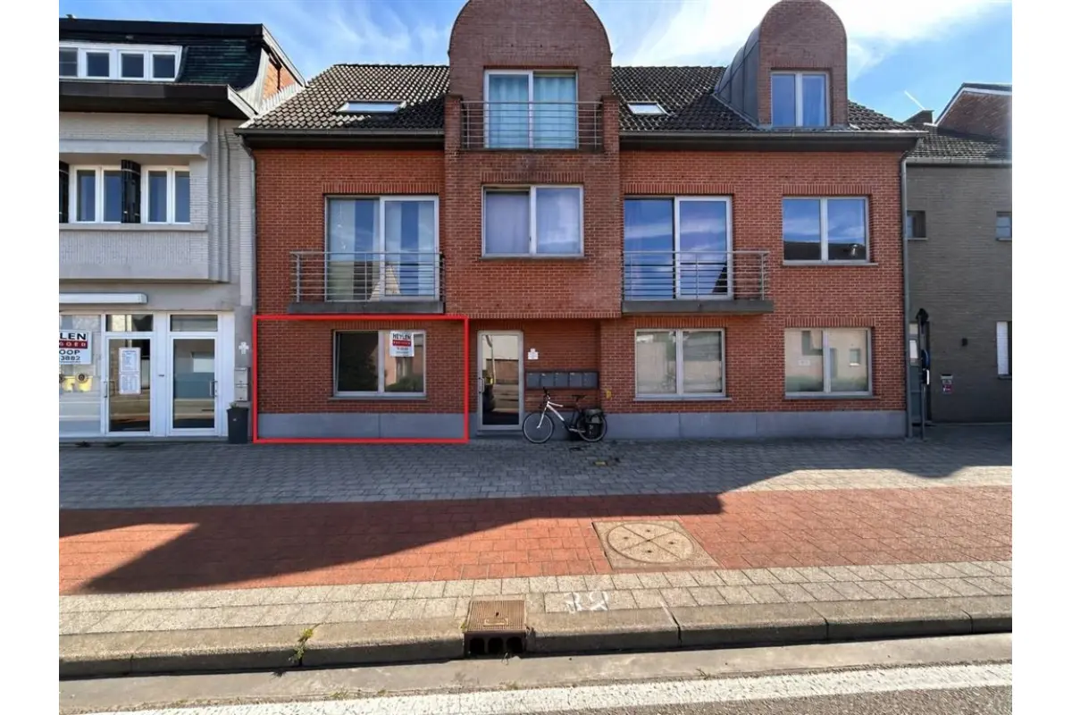 Appartement te  huur in Retie 2470 960.00€ 2 slaapkamers 99.00m² - Zoekertje 792795