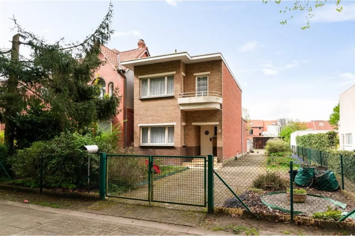 Huis te  koop in Brasschaat 2930 475000.00€ 2 slaapkamers 129.00m² - Zoekertje 792669