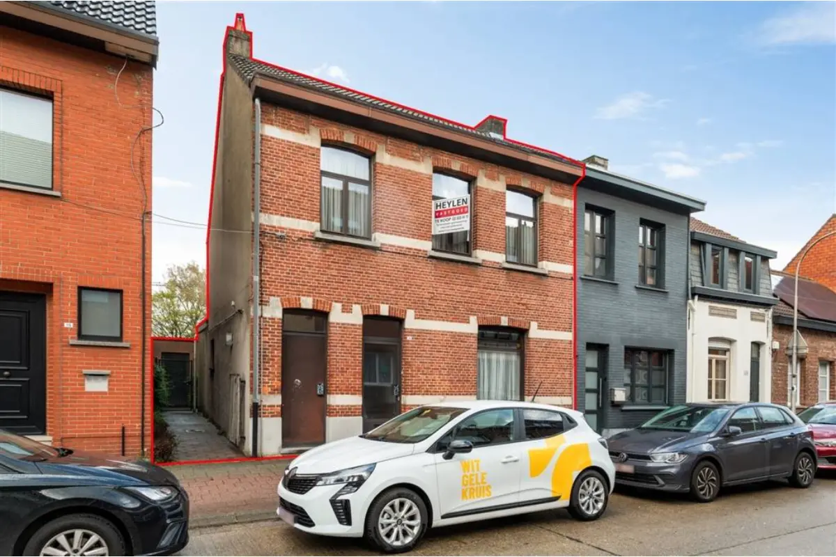 Huis te  koop in Brasschaat 2930 399000.00€ 3 slaapkamers 172.00m² - Zoekertje 792658