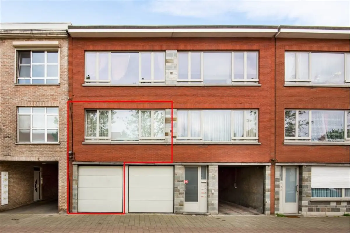 Appartement te  koop in Mortsel 2640 199000.00€ 3 slaapkamers 83.00m² - Zoekertje 792718