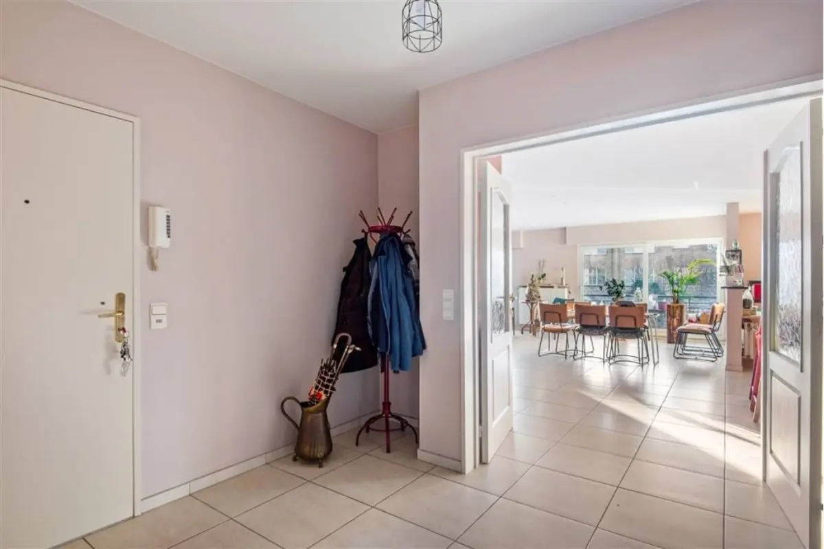 Appartement te  koop in Hoboken 2660 390000.00€ 3 slaapkamers 181.00m² - Zoekertje 794288
