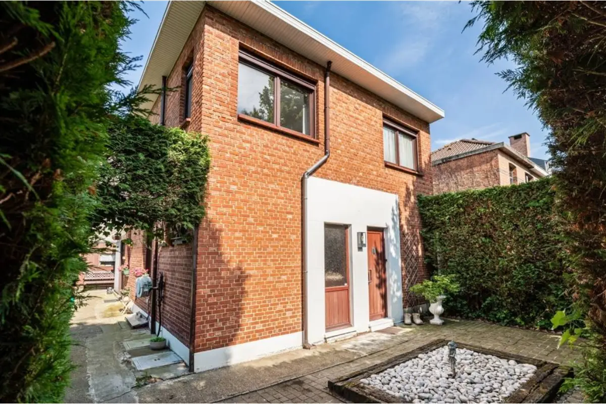 Huis te  koop in Brasschaat 2930 429000.00€ 3 slaapkamers 116.00m² - Zoekertje 793745